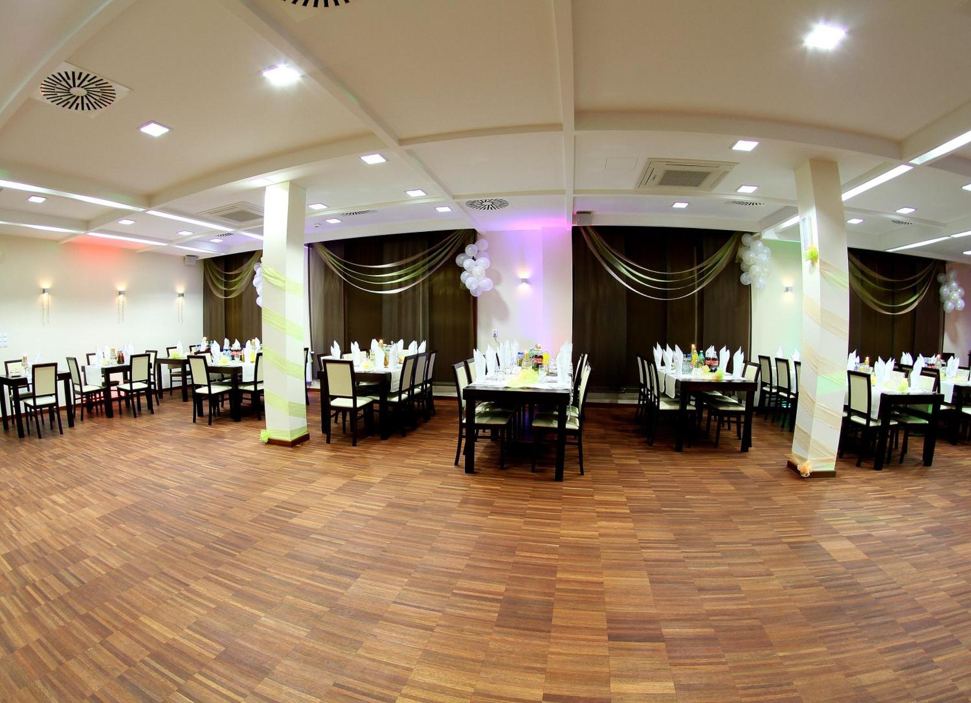 Aviator Hotel&Spa Kielce Exterior foto