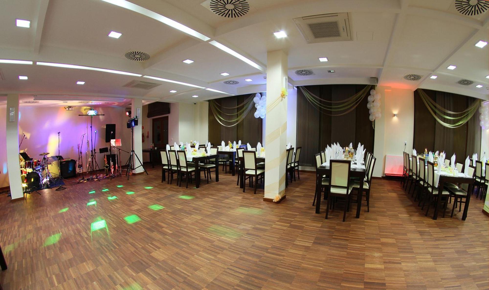 Aviator Hotel&Spa Kielce Exterior foto