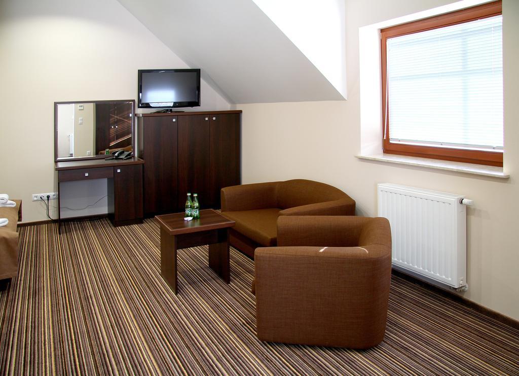 Aviator Hotel&Spa Kielce Exterior foto